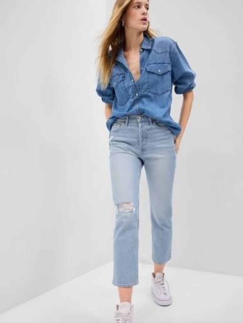 Gap Cheeky Straight Light Wash Button Fly Distressed Jeans